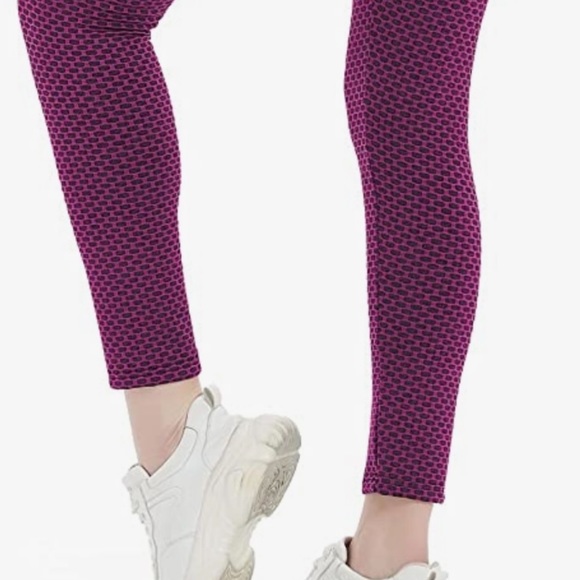 CONTINENTS Size Medium Butt Lifting Legging - Picture 4 of 5